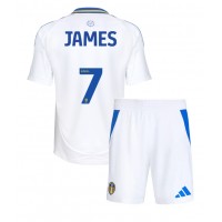 Maglie da calcio Leeds United Daniel James #7 Prima Maglia Bambino 2024-25 Manica Corta (+ Pantaloni corti)